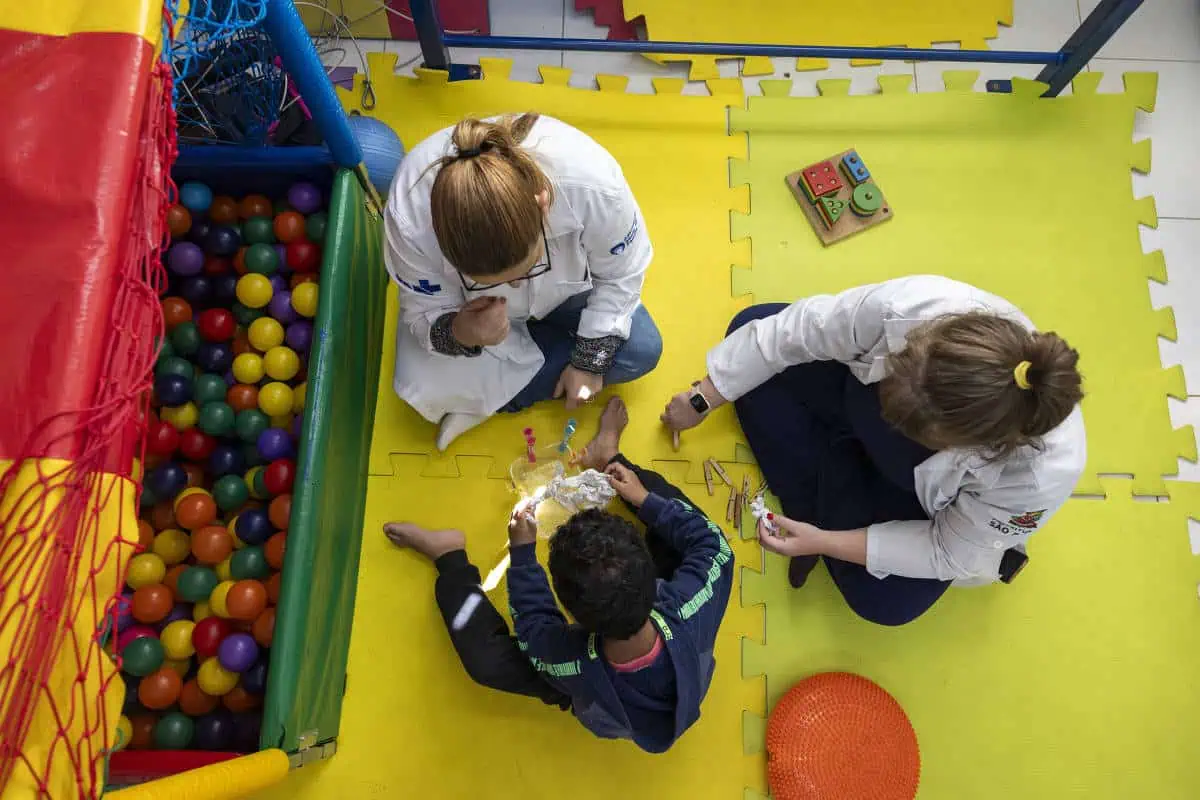 justica libera deducao integral no ir para-educacao de filho com autismo
